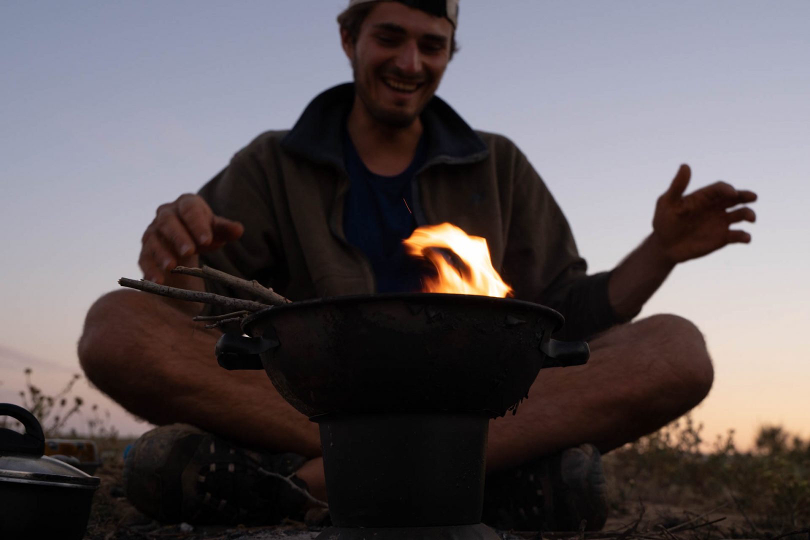 jascha polenz outdoor photography lifestyle fotografie heroshot sponsoring campfire outdoorcooking outdoorküche